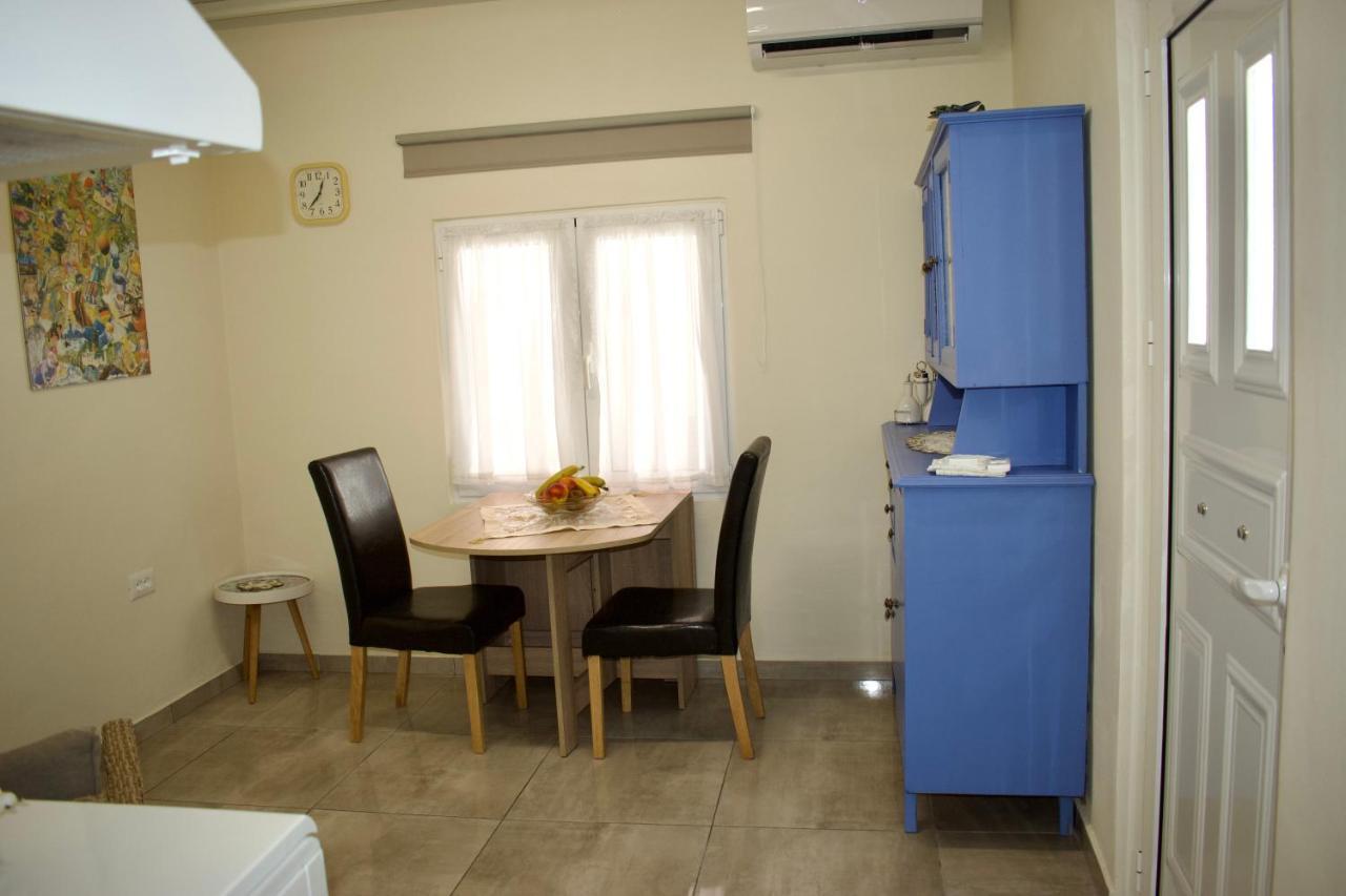 Astrinos Apartment, Cosy And Near To The Beach! 加藤-达拉特索 外观 照片