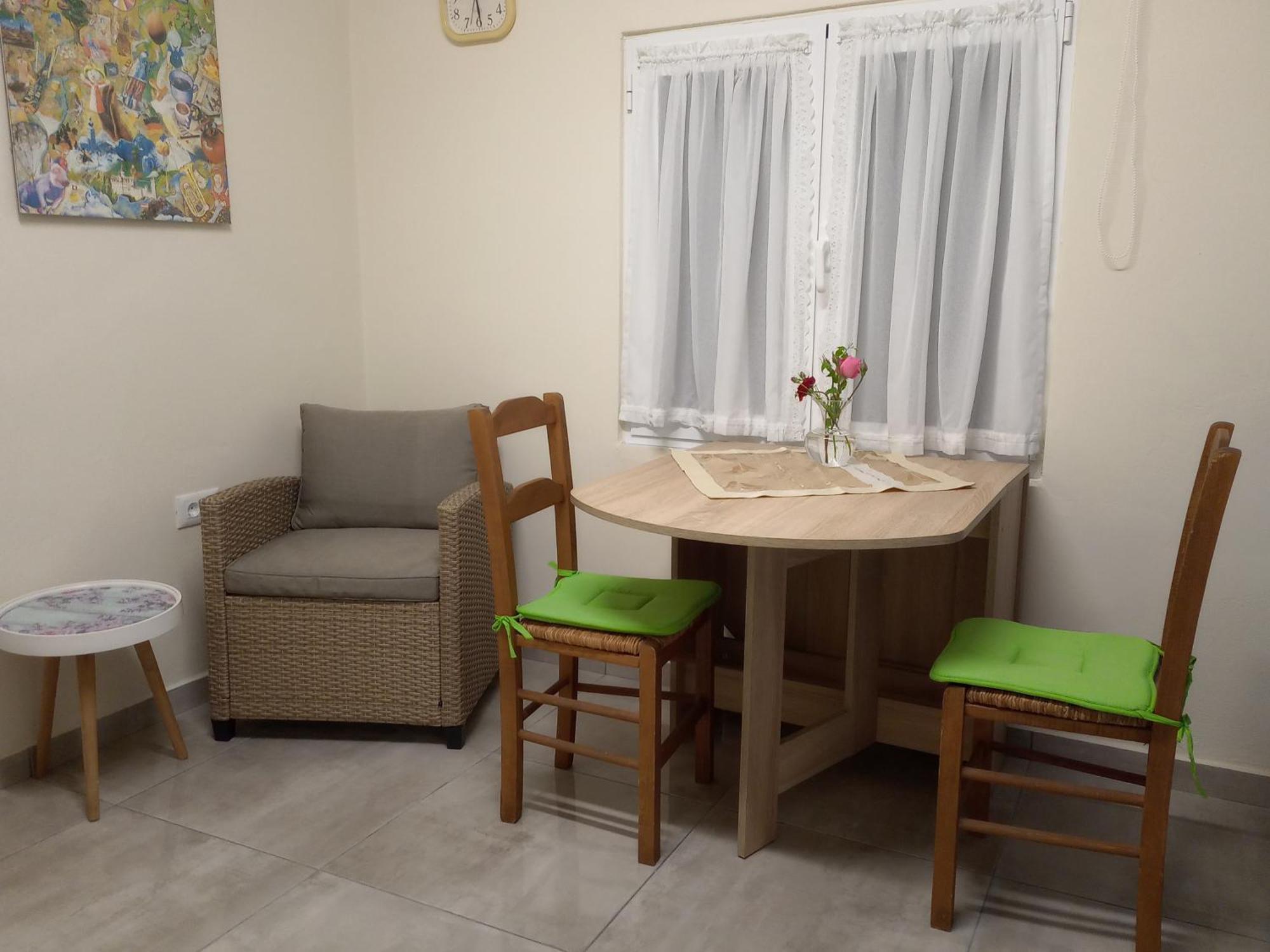 Astrinos Apartment, Cosy And Near To The Beach! 加藤-达拉特索 客房 照片